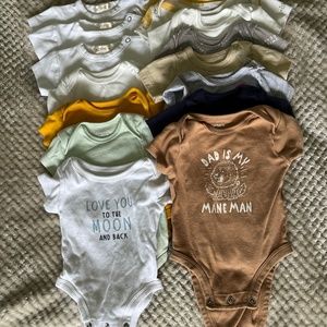 Baby 0-3 months 37 items  bundle